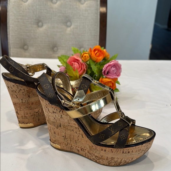 Authentic Louis Vuitton Stylish Gold and Black Wedge Sandals - Picture 1 of 13